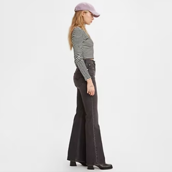 Levi's 70s High Flare Jeans - Picture 13 of 14
